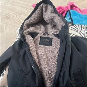 Zara Black Puffer Jacket with Cream Lining